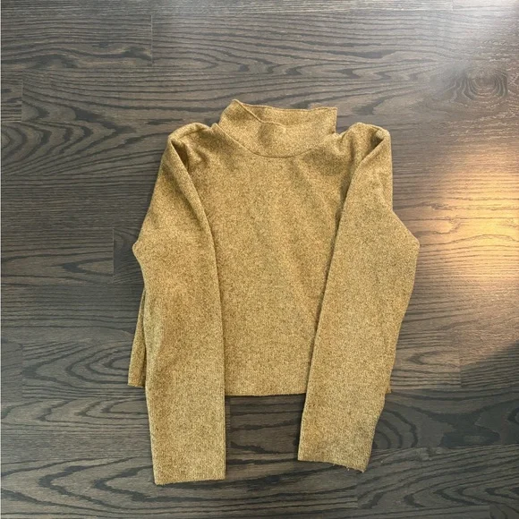 Sweater Bundle - Picture 5 of 5